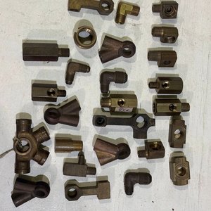 Lote de Conexiones y Accesorios en Bronce Variados - imagen 2