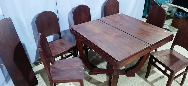 MESA DE COMEDOR EXTENSIBLE CON SILLAS MADERA - imagen 3