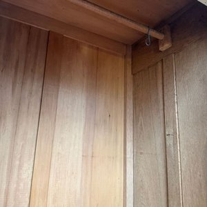 Ropero Antiguo de Roble Pintado con Espejo Ovalado y Cajones - imagen 11
