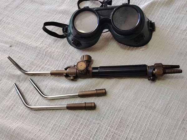 Soplete para soldadura autógena con boquillas intercambiables y antiparras - imagen 2
