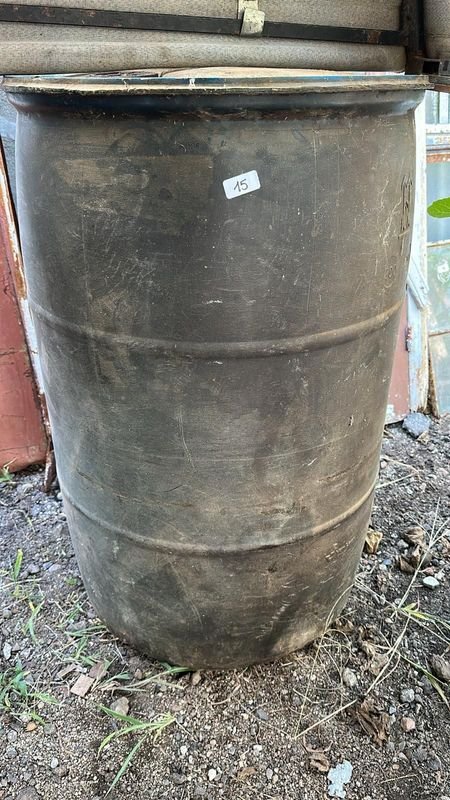 TARRINA DE PLÁSTICO DE 200 LITROS - imagen 2