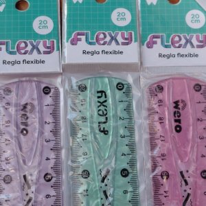 Caja con 24 Reglas Flexibles de 20cm, Marca Flexy Wero - imagen 4