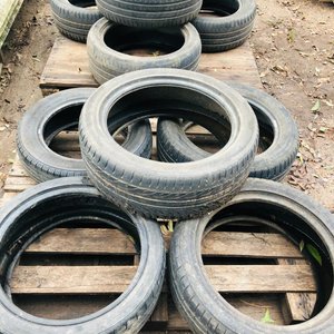 Lote anterior: Lote de 5 Cubiertas para Ruedas R17