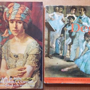 Lote siguiente: Dos Libros de Arte: "Arte En Italia" y "Degas"