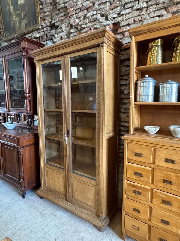 Item 877689 - Image 1