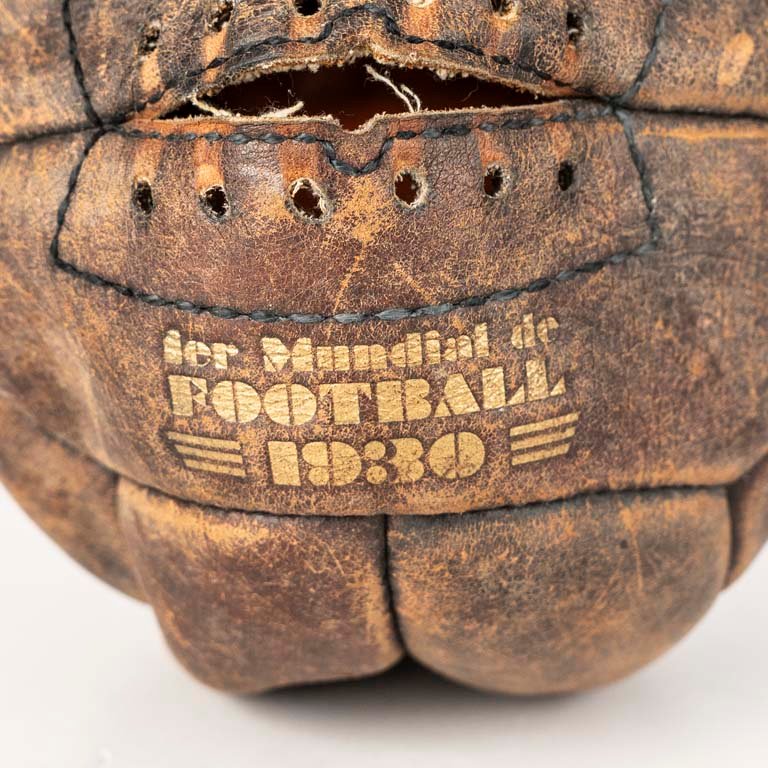 Pelota de fútbol retro Mundial 1930 - imagen 2
