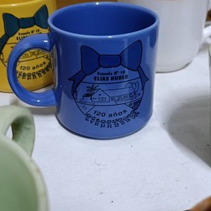 Lote de 14 Tazas y Platillos de Cerámica Variados - imagen 6