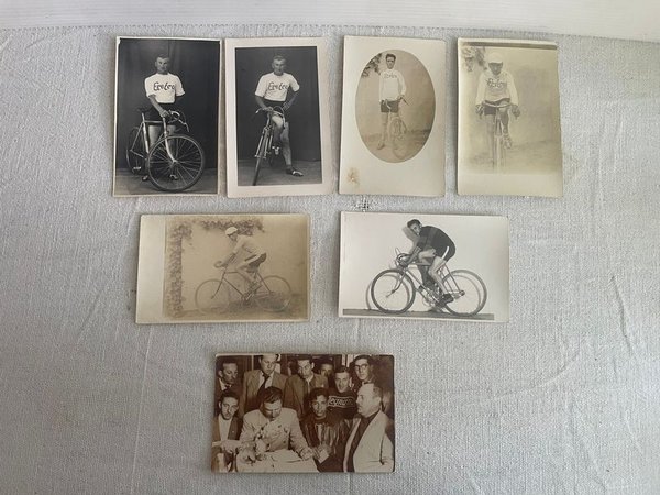 Lote de 7 Postales Antiguas de Ciclistas