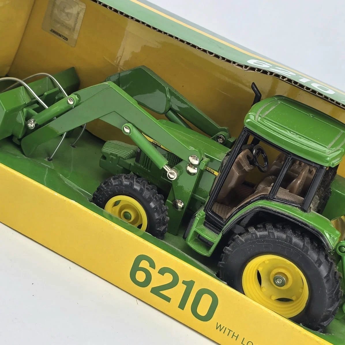 John Deere 6210 en escala 1:32, modelo de juguete - imagen 5