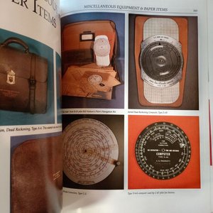 Libro "Gear Up! Flight Clothing & Equipment of USAAF Airmen in World War II" en tapa dura - imagen 3