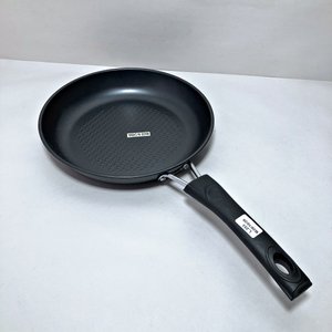 Juego de Cocina Metálico: Sartén, Bandeja y Pava con Caja - imagen 2