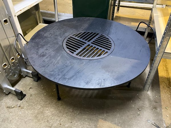 Plancha Metálica Negra Redonda para Parrillero Exterior