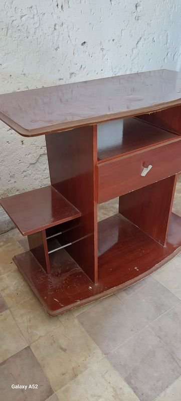 TV rack de MDF en madera con estante - imagen 4