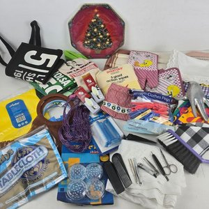 Lote anterior: Lote Surtido de Artículos de Hogar, Limpieza y Regalería