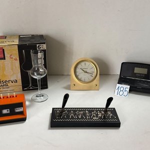 Radio Portátil Okusai, 6 Copas de Grappa Bormioli Rocco, Reloj de Escritorio R\u00e9chard y Calendario - imagen 4
