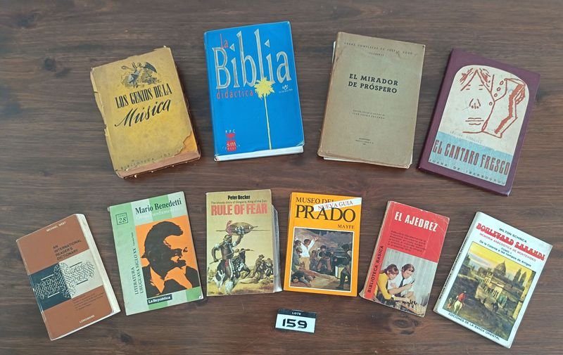 Lote de 10 Libros: Música, Biblia, Literatura Uruguaya, Diccionario y Más