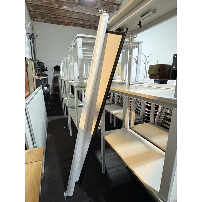 Item 2104768 - Image 0