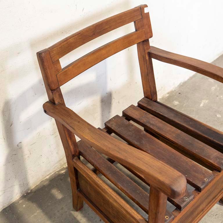 Sillón de madera en buen estado - imagen 2