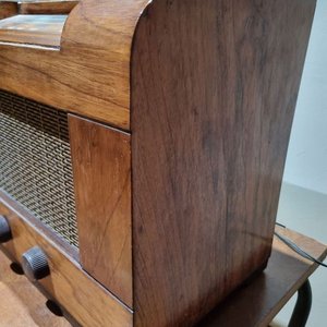 Antigua Radio a Válvulas Multibanda Modelo 5107 en Caja de Madera - imagen 5