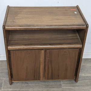 Mueble Auxiliar de Madera con Dos Puertas y Estante - imagen 3