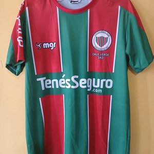 Lote siguiente: Camiseta de Fútbol Colón FC Utilería Jugador N° 2 Talle M MGR Sport