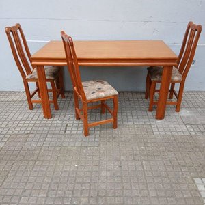 Lote anterior: Mesa Rectangular de Comedor con 3 Sillas