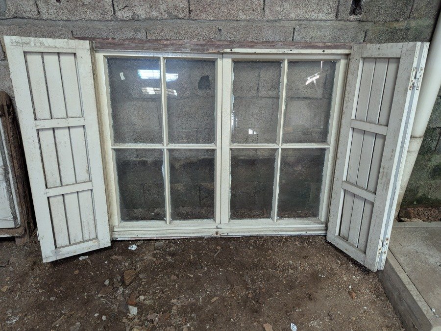 Item 18430 - Image 0