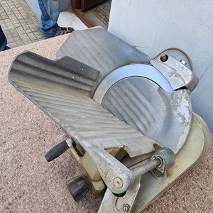 Cortadora de Fiambre Berkel Modelo 611 Industria Uruguaya - imagen 3