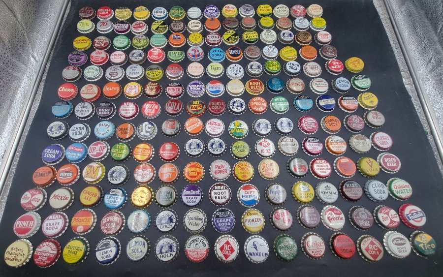Lote de Tapitas Metálicas Usadas con Corcho