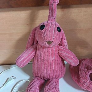 Lámpara de Peluche Rosa con Forma de Conejo (sin pantalla) - imagen 2
