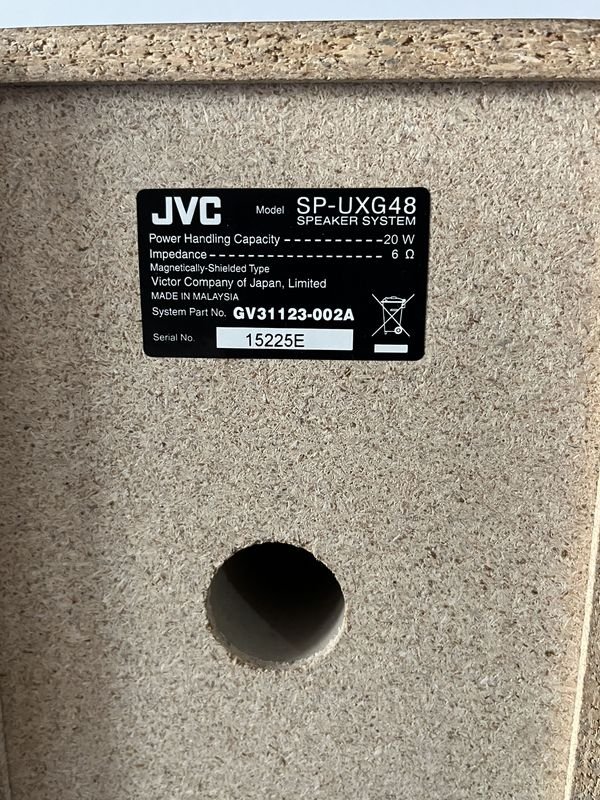 JVC parlantes en caja de madera con problemas - imagen 4