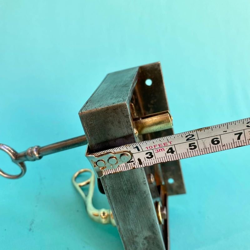 Antigua cerradura francesa de puerta de sobreponer para venta - imagen 9
