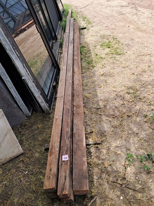 Lote de 5 Tirantes de Pinotea para Construcción