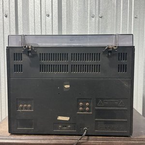 Tocadiscos Vintage Sanyo VP-500 con Doble Cassette y Ecualizador - imagen 7