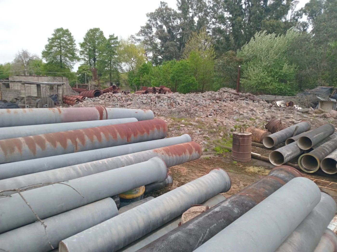 Lote de Tuberías de Concreto y Metal