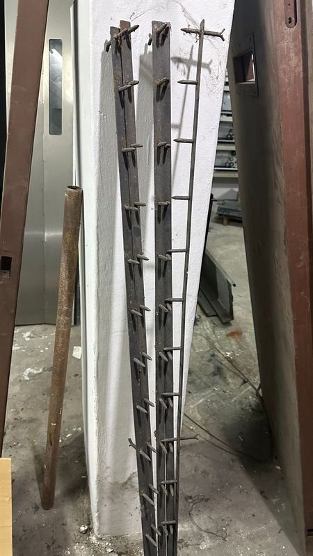 Pinchos de metal para construcción - imagen 4