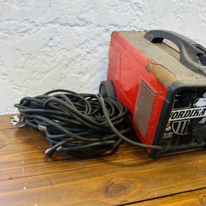 Lote #034 – Soldadora eléctrica Telwin – Nordika3250 - imagen 3