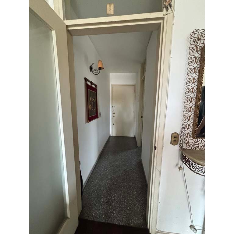 Item 2114421 - Image 5