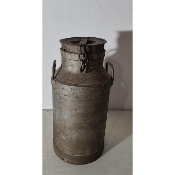 Tacho Lechero Metálico Antiguo con Tapa y Asas