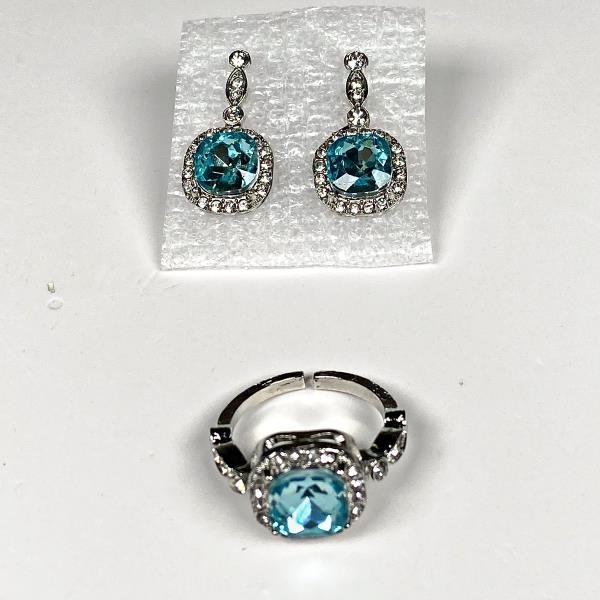 Conjunto de Anillo y Caravanas con Piedras Turquesas y Cristales - imagen 1