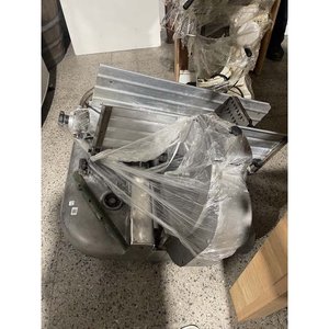 Lote siguiente: Cortadora de Fiambre Industrial con Detalles de Óxido