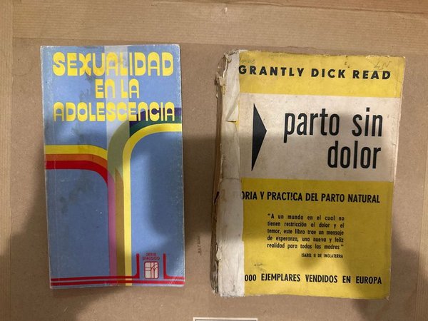 Libros: "Sexualidad en la Adolescencia" y "Parto sin Dolor"