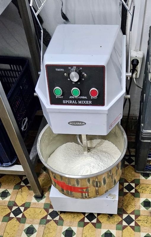 Amasadora Kuma 20 L 8 Kg: Electrodomésticos de alta calidad - imagen 1