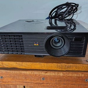 Proyector ViewSonic C6 DLP con Control Remoto - imagen 3