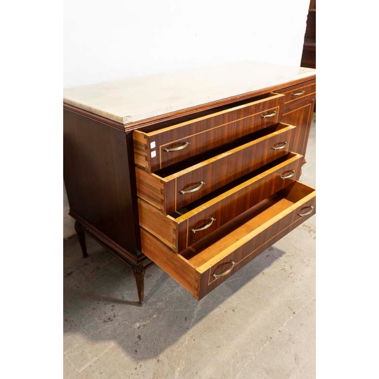 Item 2094614 - Image 3