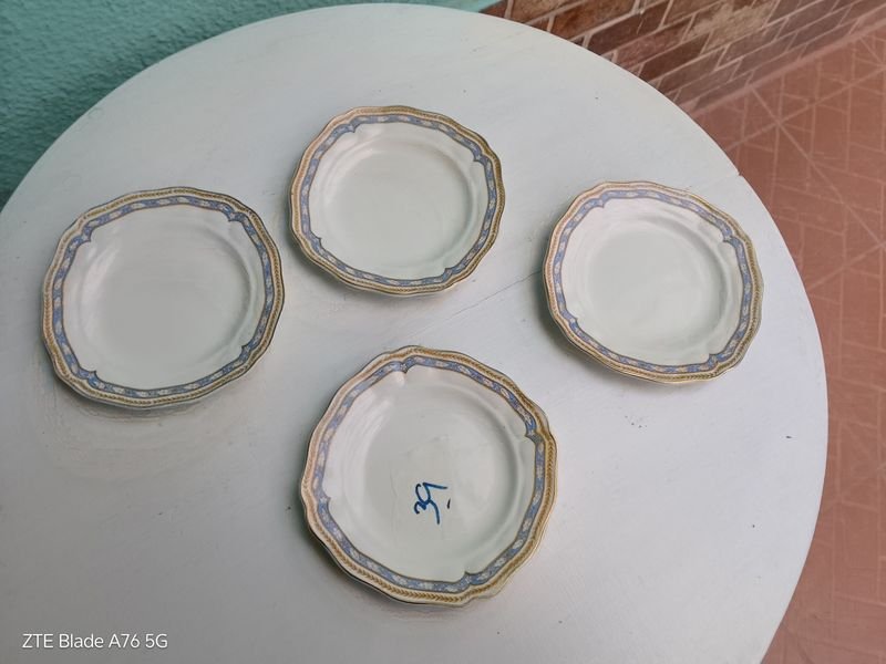 Item 889807 - Image 0