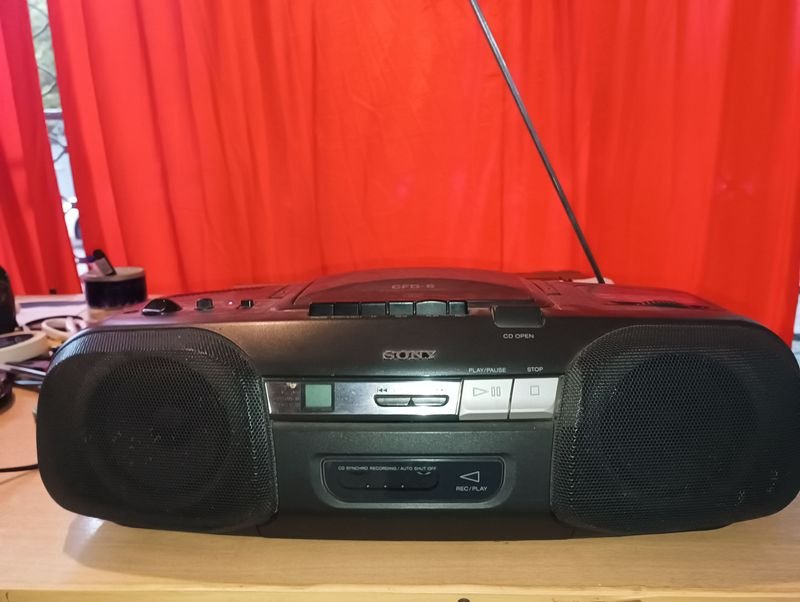 Minicomponente SONY CFD-6 con CD y Casette - imagen 2
