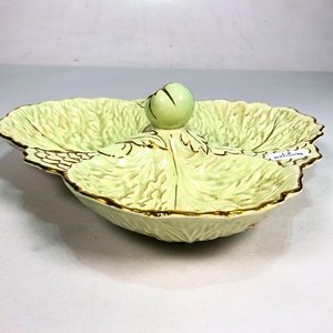 Centro de Porcelana Inglesa Verde con Asa Central - 27 cm - imagen 3