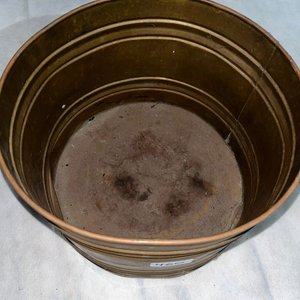 Recipiente de Cobre con Detalles - imagen 1
