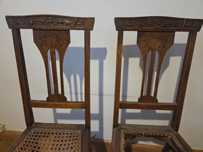 Sillas de roble para restaurar en excelente condición - imagen 3